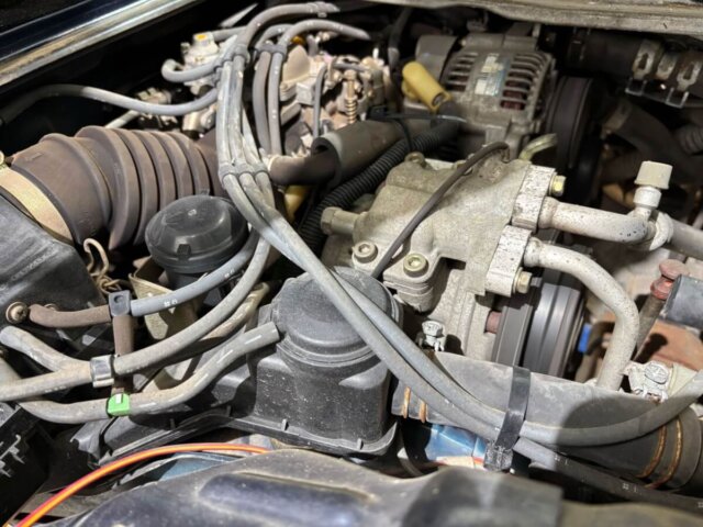 1998 DAIHATSU HIJET VAN