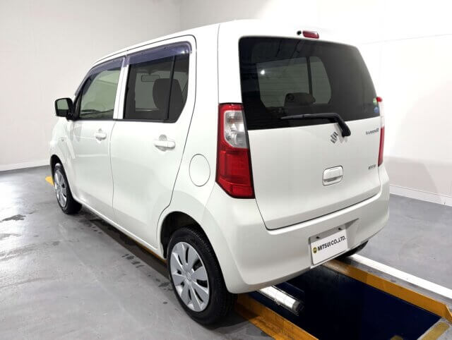 2013 SUZUKI WAGON R