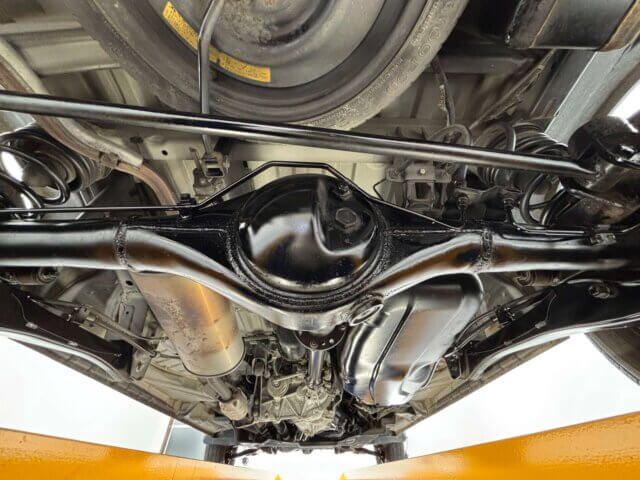 2013 MITSUBISHI MINICAB VAN