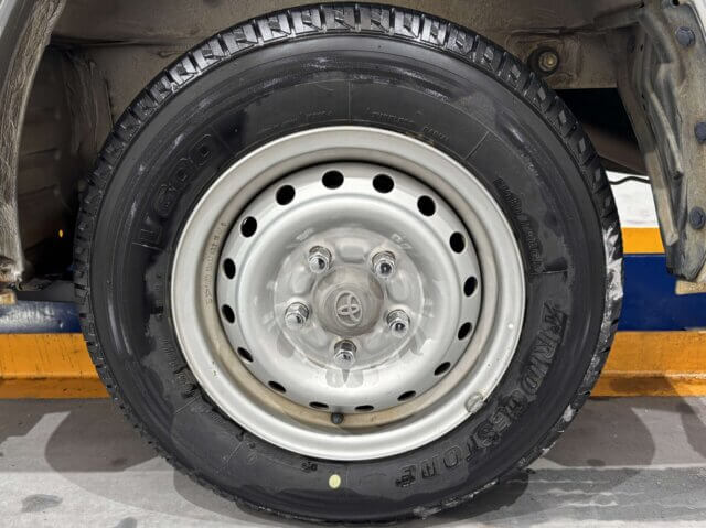 2015 TOYOTA LITEACE VAN