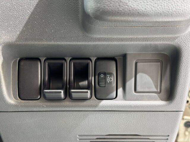 2012 DAIHATSU HIJET TRUCK