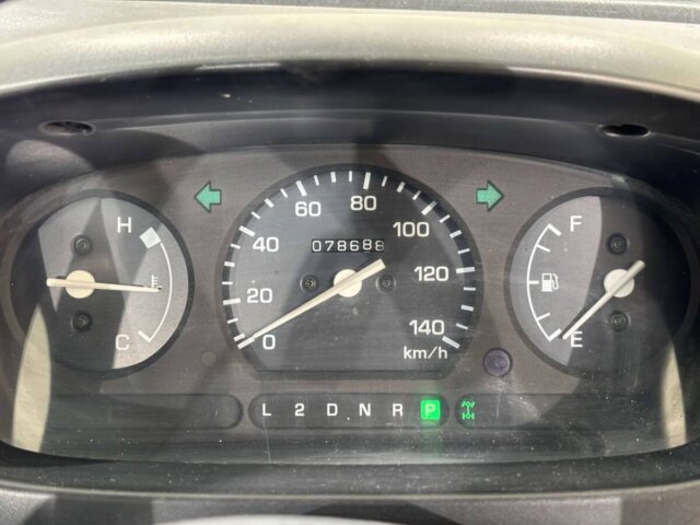 2001 DAIHATSU HIJET TRUCK