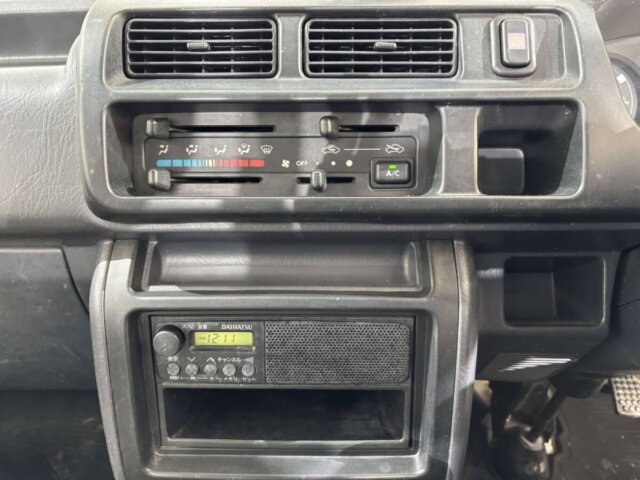 2001 DAIHATSU HIJET TRUCK