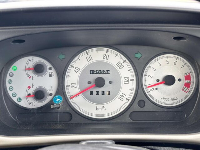 2001 DAIHATSU MIRA GINO