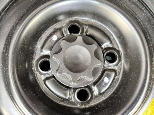 2001 DAIHATSU MIRA GINO