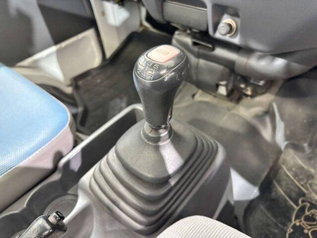 2000 SUBARU SAMBAR TRUCK