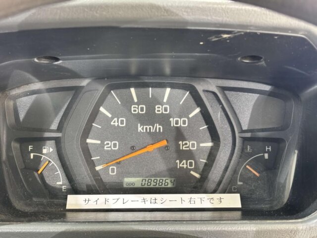 2000 MITSUBISHI MINICAB TRUCK