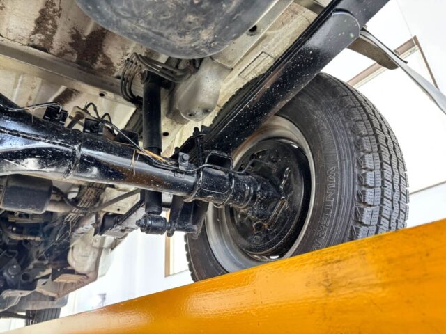 2000 MITSUBISHI MINICAB TRUCK