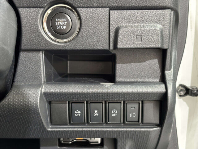 2015 MAZDA FLAIR CROSSOVER