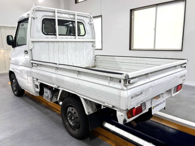 2000 MITSUBISHI MINICAB TRUCK