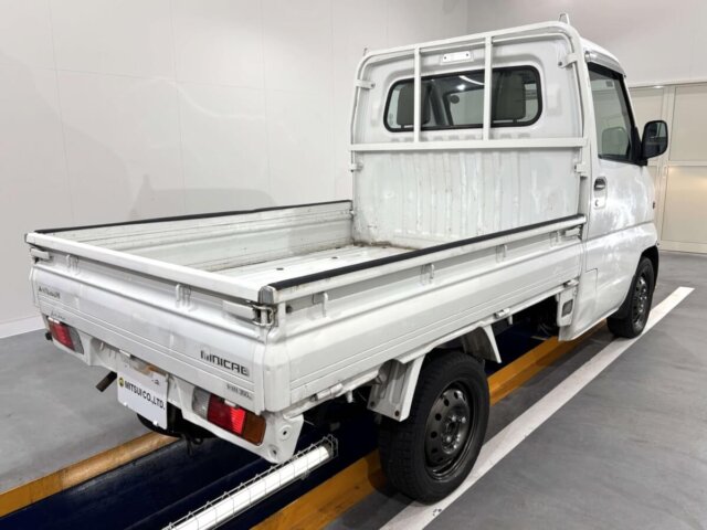 2000 MITSUBISHI MINICAB TRUCK