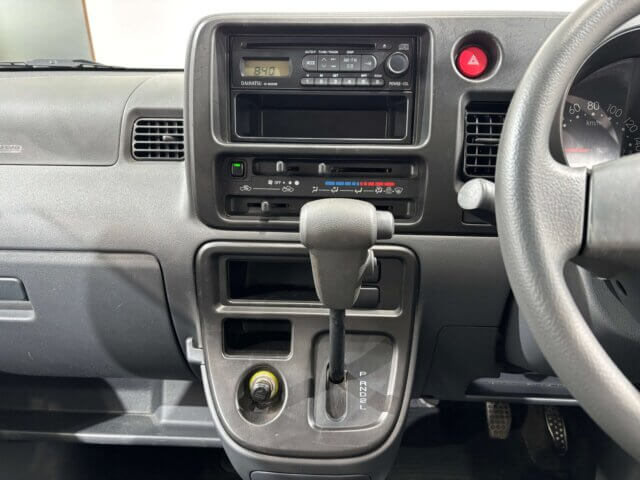 2009 DAIHATSU HIJET CARGO