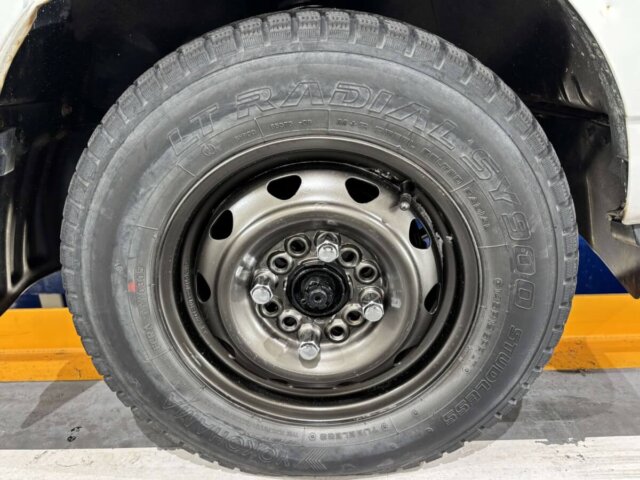 1998 MITSUBISHI MINICAB TRUCK