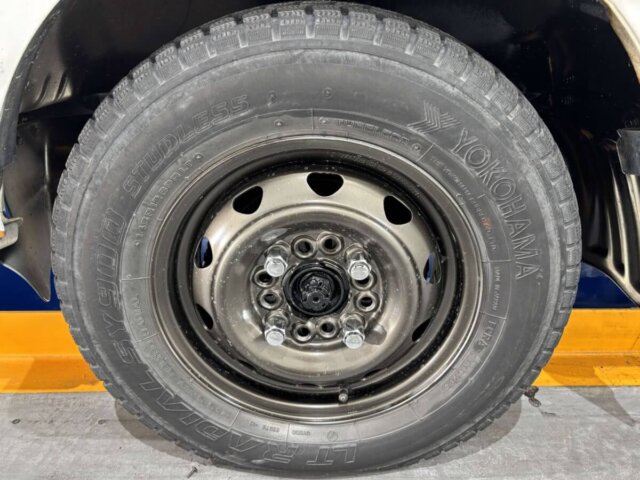 1998 MITSUBISHI MINICAB TRUCK