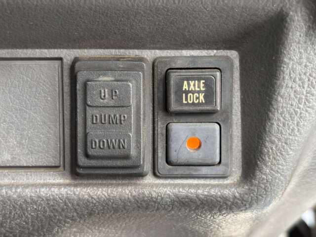 1998 SUZUKI CARRY DUMP