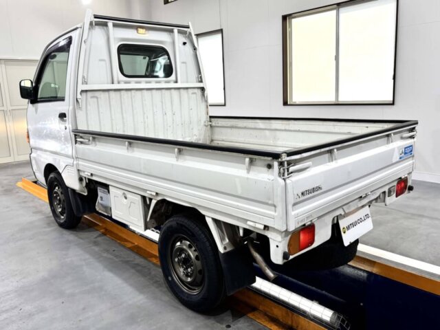 1996 MITSUBISHI MINICAB TRUCK