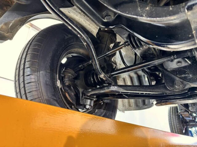 1996 MITSUBISHI MINICAB TRUCK