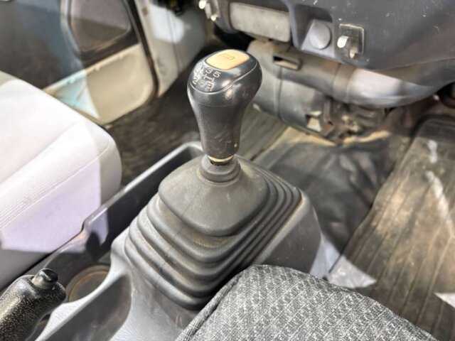 2000 SUBARU SAMBAR TRUCK