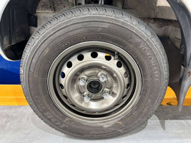 1999 DAIHATSU HIJET DECK VAN