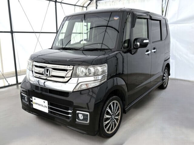 2013 HONDA N-BOX CUSTOM