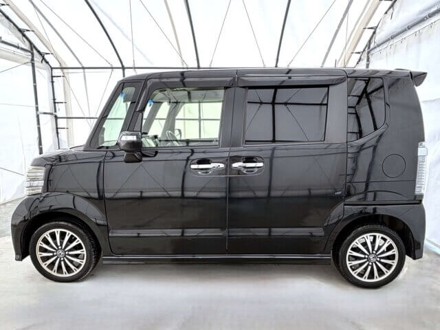 2013 HONDA N-BOX CUSTOM