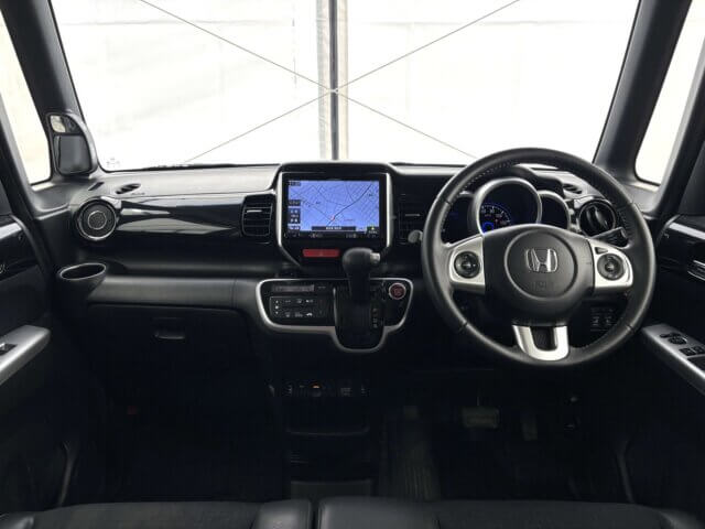 2013 HONDA N-BOX CUSTOM