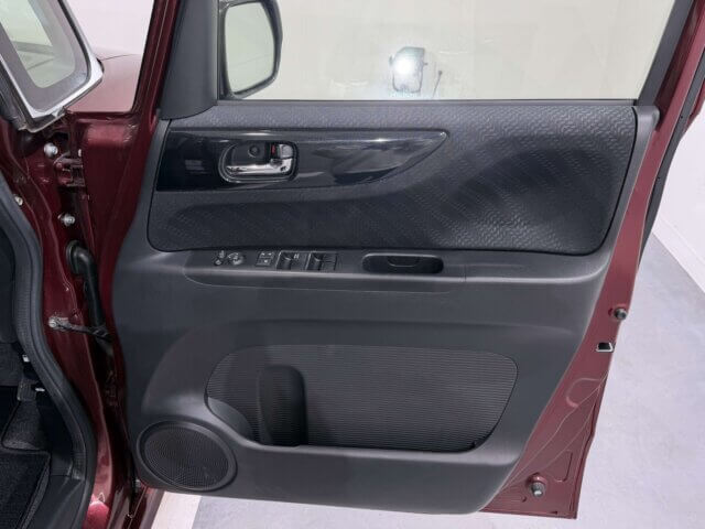 2014 HONDA N-BOX CUSTOM