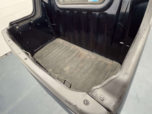 2001 DAIHATSU HIJET DECK VAN