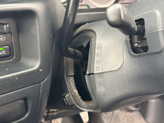 2001 DAIHATSU HIJET DECK VAN