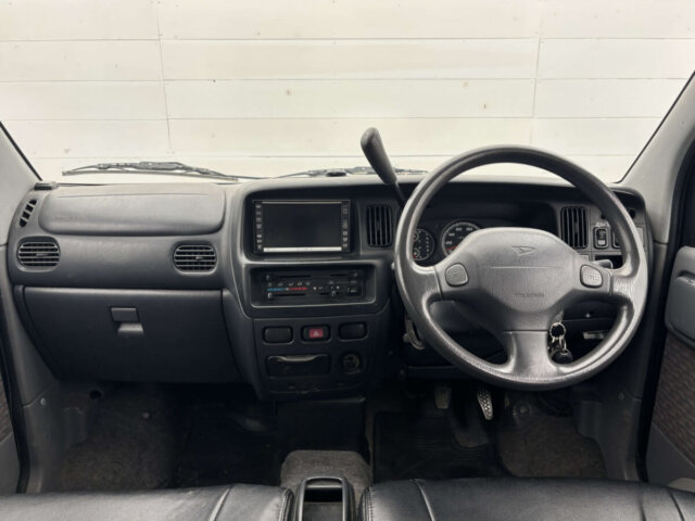 2001 DAIHATSU HIJET DECK VAN