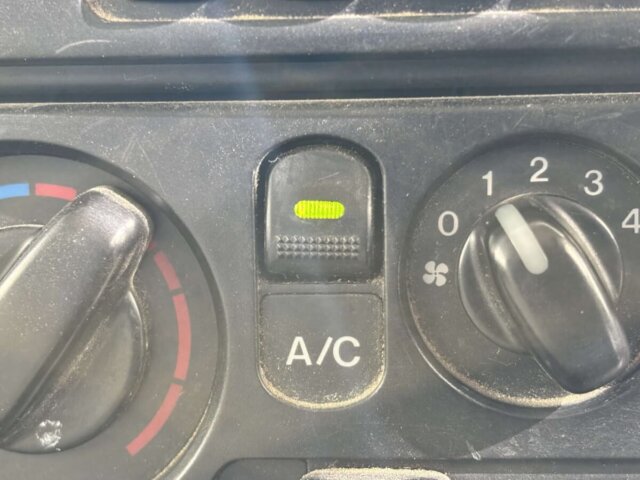 2000 MAZDA BONGO TRUCK