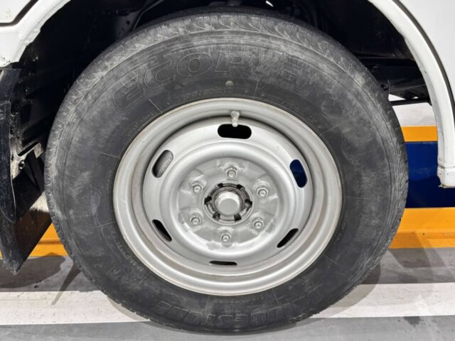 2000 MAZDA BONGO TRUCK