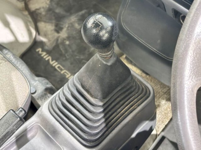 1996 MITSUBISHI MINICAB TRUCK