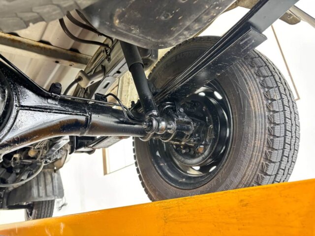 1996 MITSUBISHI MINICAB TRUCK