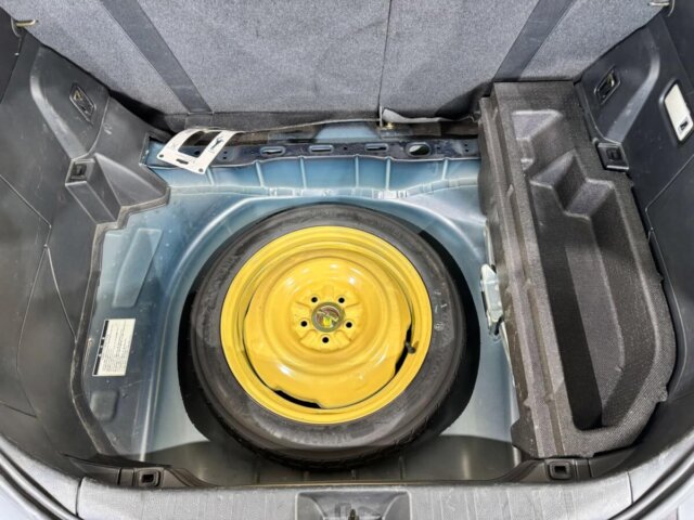 2001 TOYOTA WiLL VS