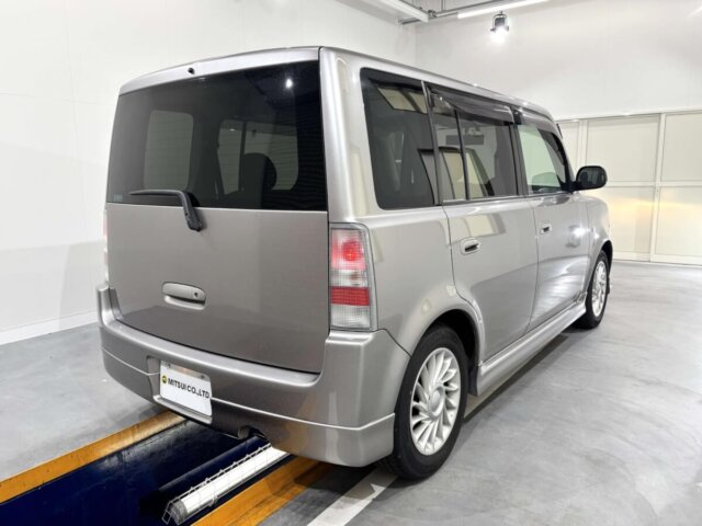 2001 TOYOTA bB