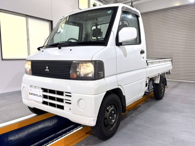 2005 MITSUBISHI MINICAB TRUCK