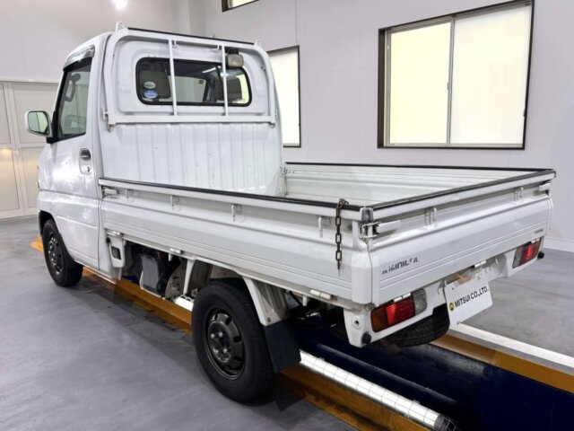 2005 MITSUBISHI MINICAB TRUCK