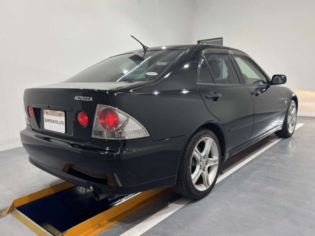 2000 TOYOTA ALTEZZA