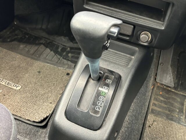 2001 MITSUBISHI PAJERO MINI