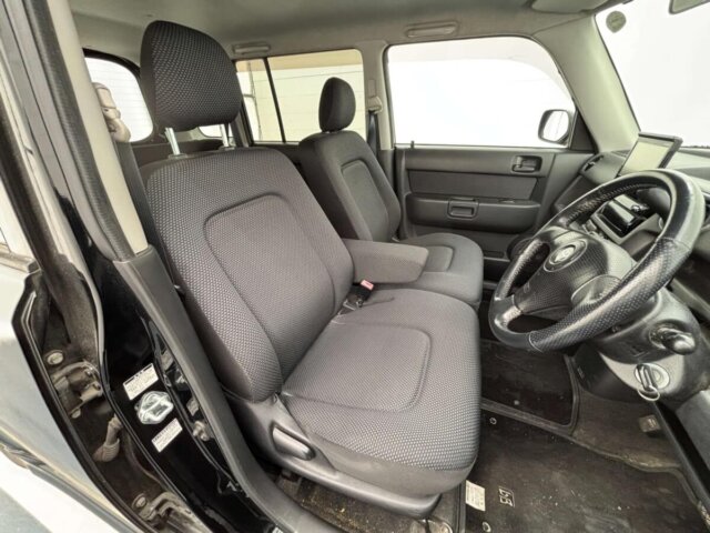 2001 TOYOTA bB