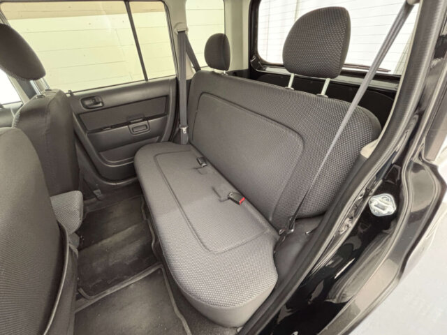 2001 TOYOTA bB