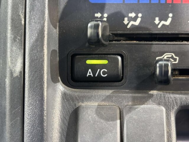 2000 SUBARU SAMBAR TRUCK