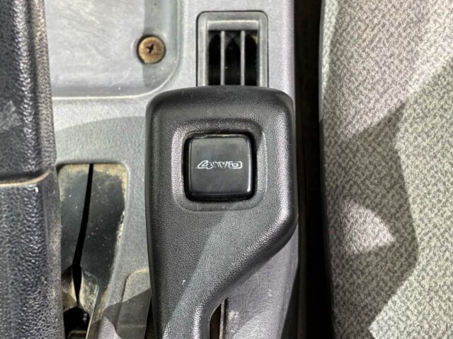 1999 MITSUBISHI MINICAB TRUCK