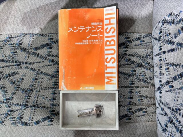 1999 MITSUBISHI MINICAB TRUCK