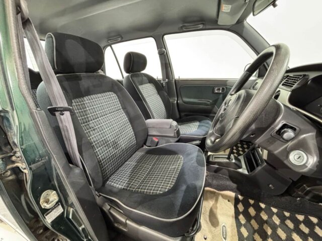 2001 DAIHATSU MIRA GINO