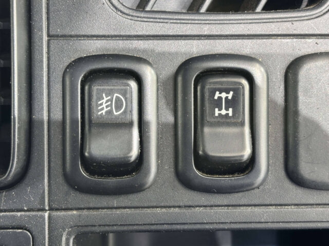 1999 DAIHATSU HIJET DECK VAN