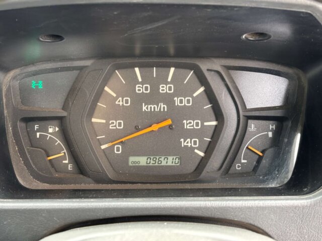 2000 MITSUBISHI MINICAB TRUCK