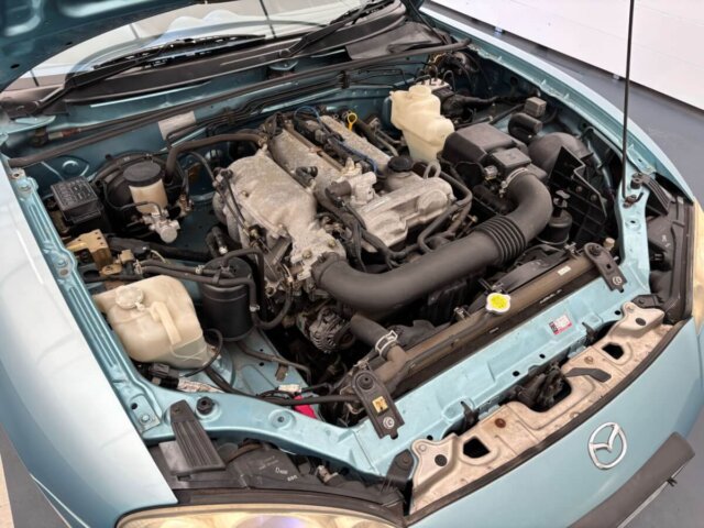 2000 MAZDA ROADSTER