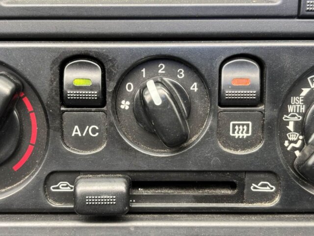 2000 MAZDA ROADSTER